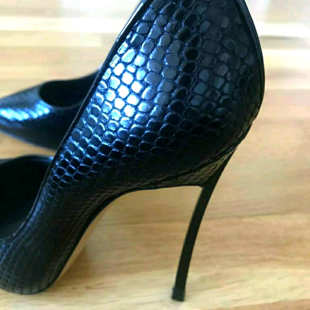 CASADEI SNAKESKIN STILETTO HIGH HEEL PUMPS
